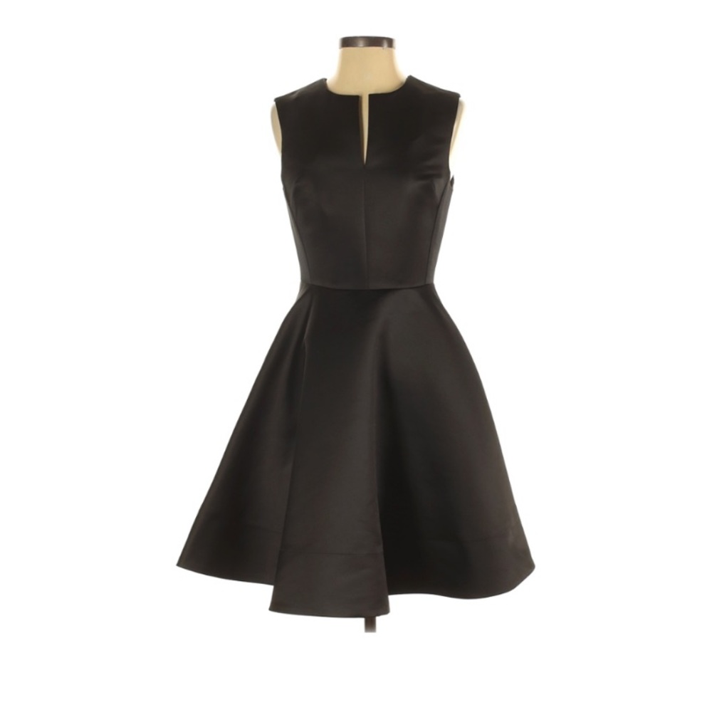 NATORI Black Sleeveless Cocktail Dress